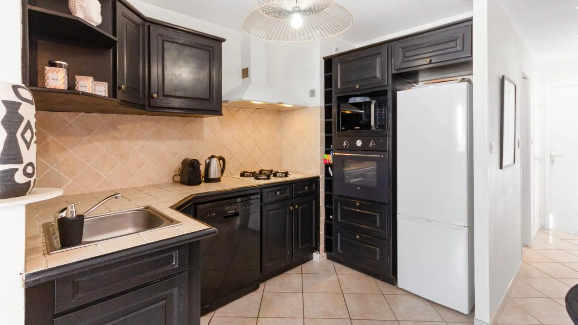 Le Nala - Spacious - Ac - Wifi - 10 Min From The Sea Nice Apartment