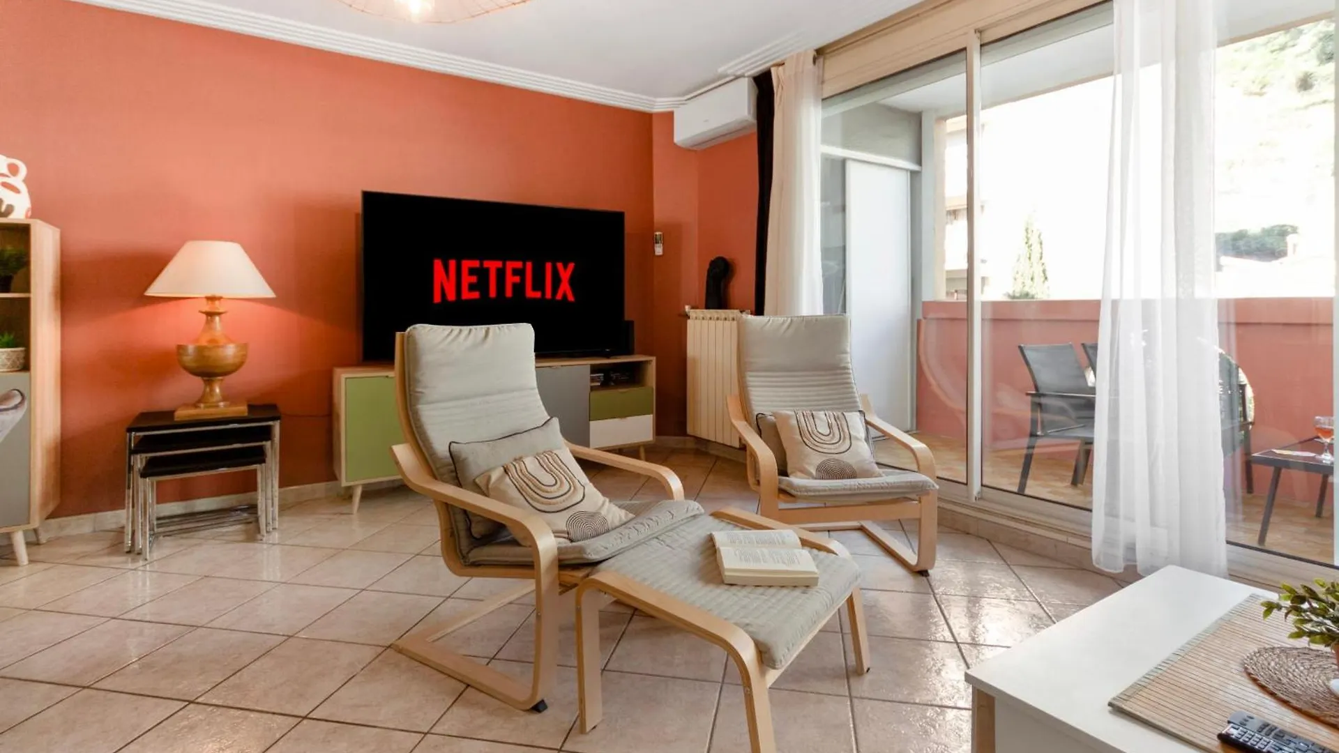 Apartment Le Nala - Spacious - Ac - Wifi - 10 Min From The Sea Nice France